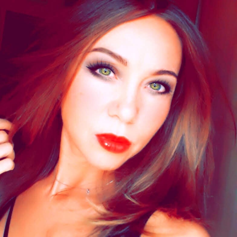 -Ellisa-