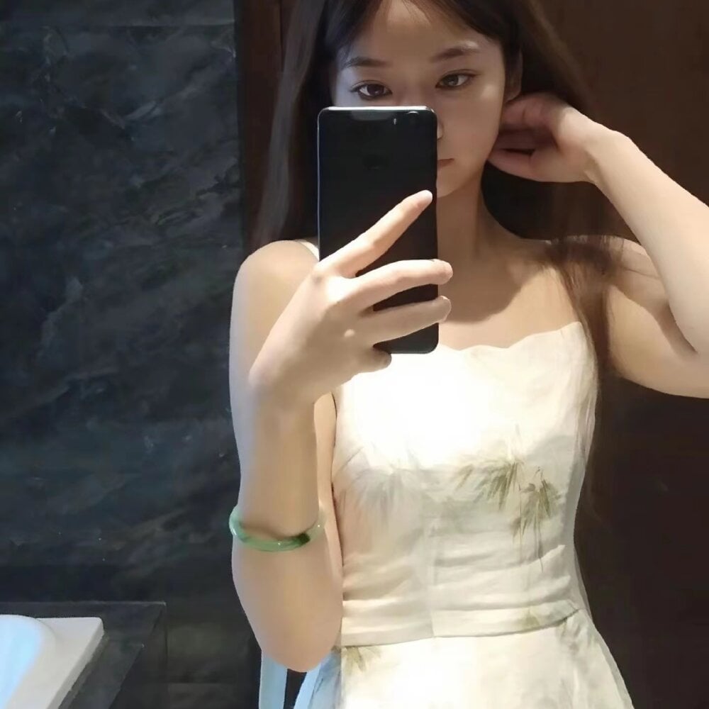 Angela869