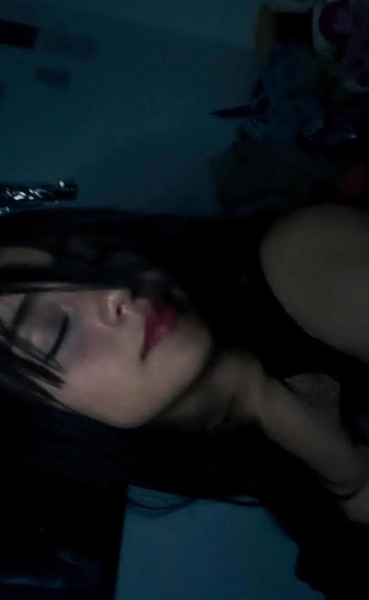Anna_Blade_