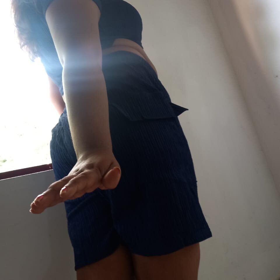 Attractive-_Girl