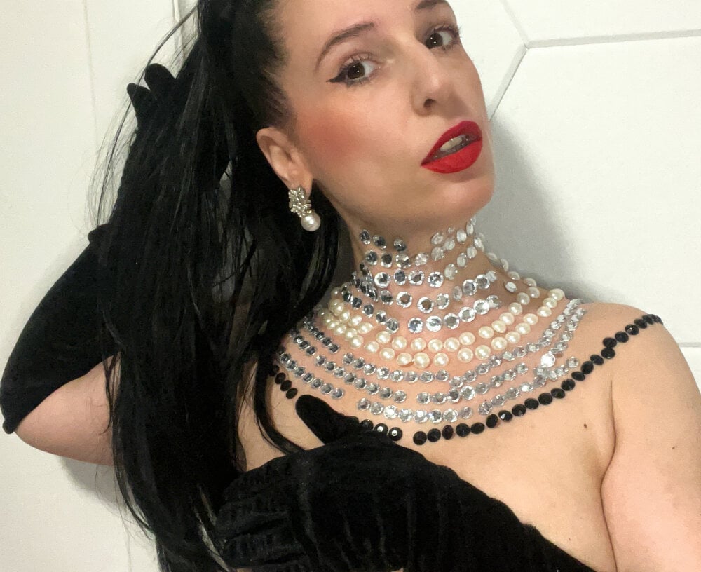 Audrey_hotty