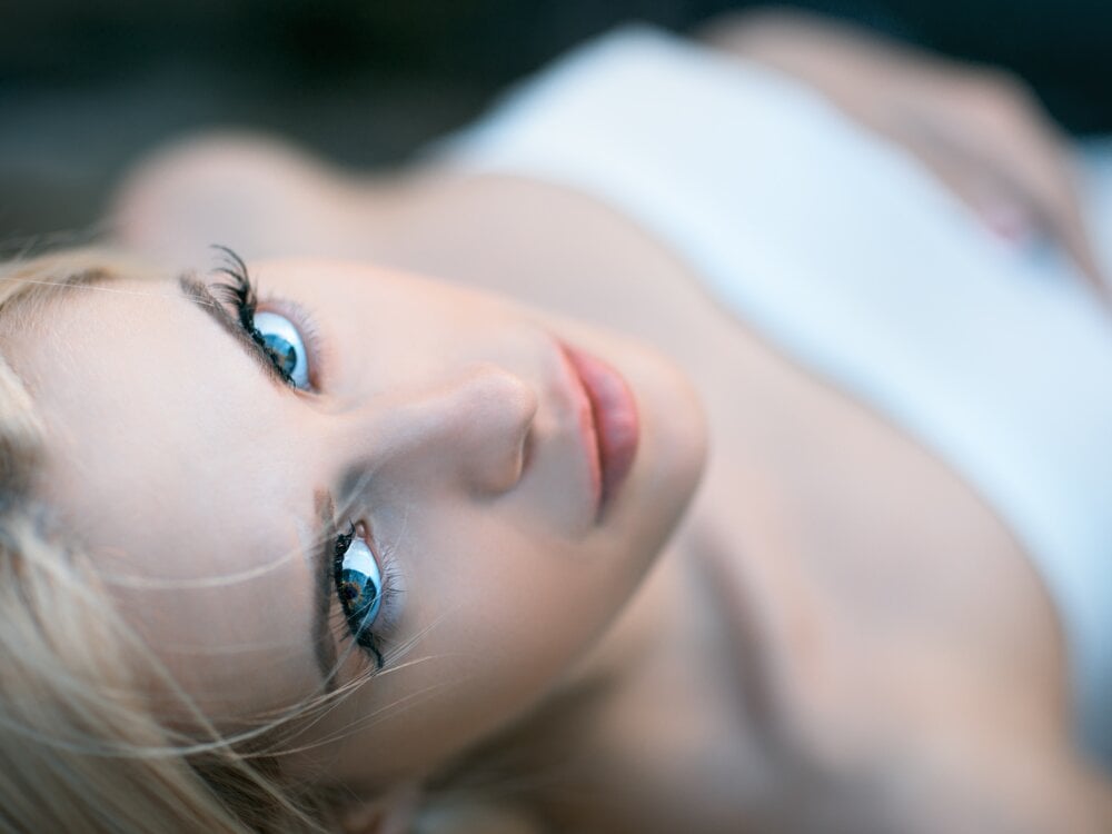 Ava_Elior