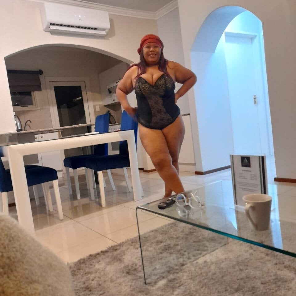 BUSTYTUMIXX23