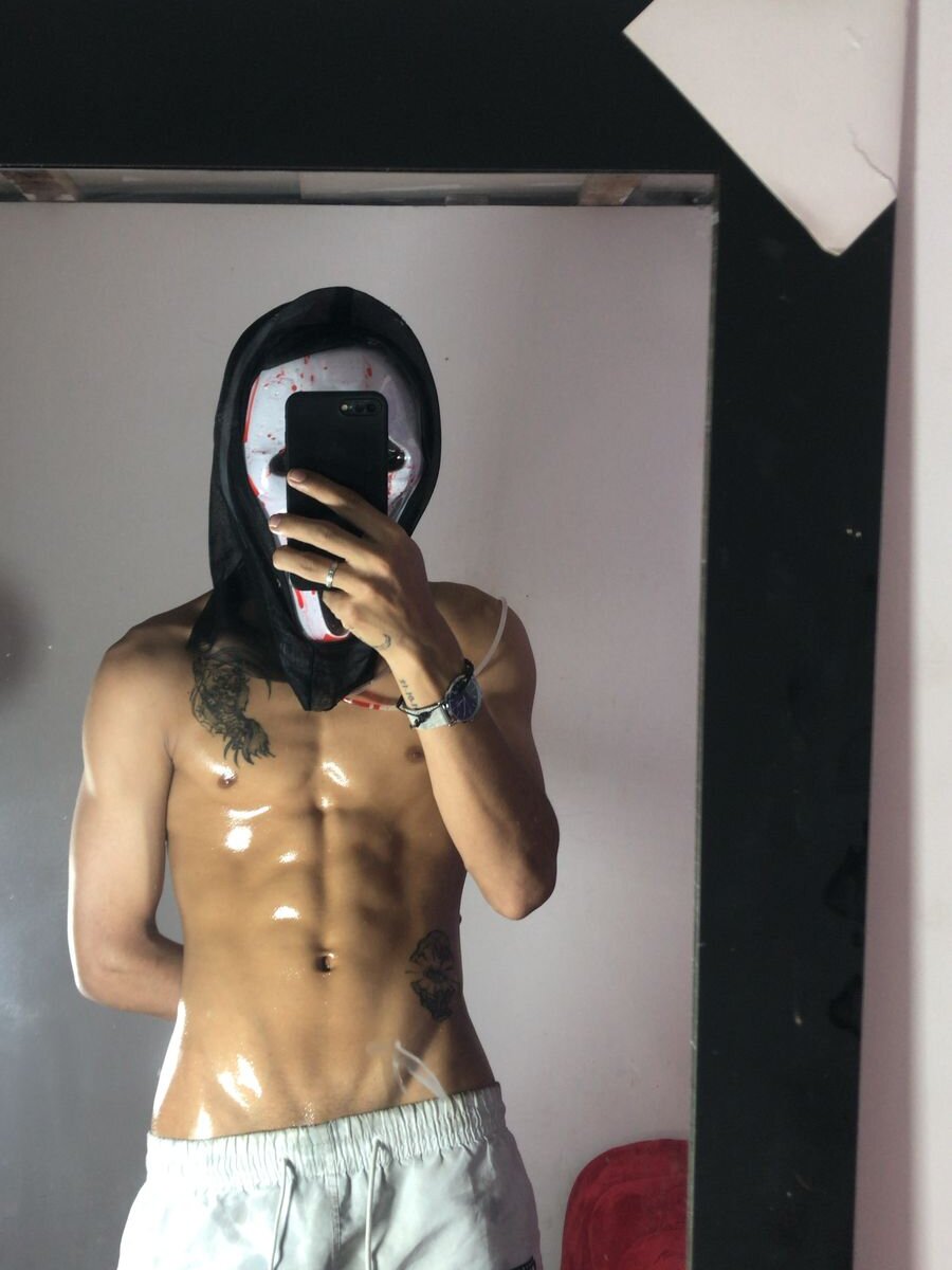 Bastian_boyshot77