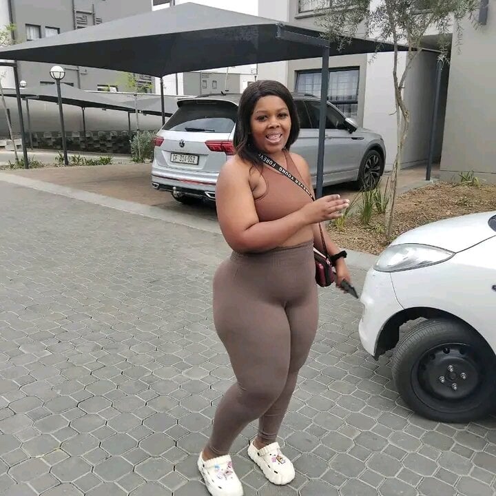 BigbootyNickyx