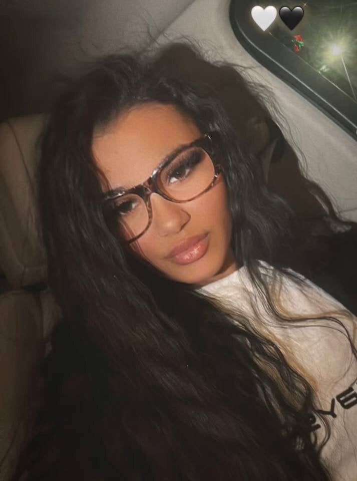 BratWithBenefits