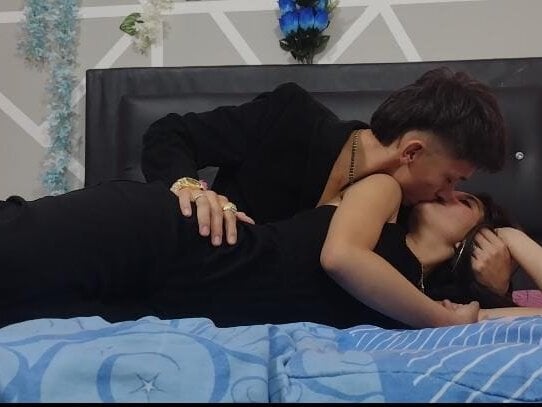 COZY7COUPLE