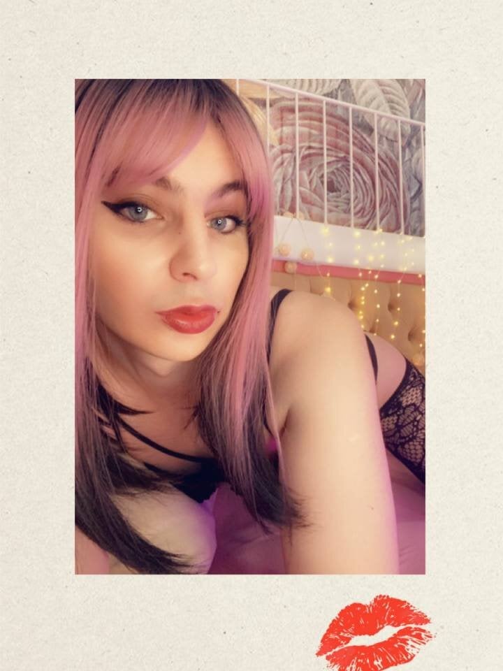 CharlizeTranny
