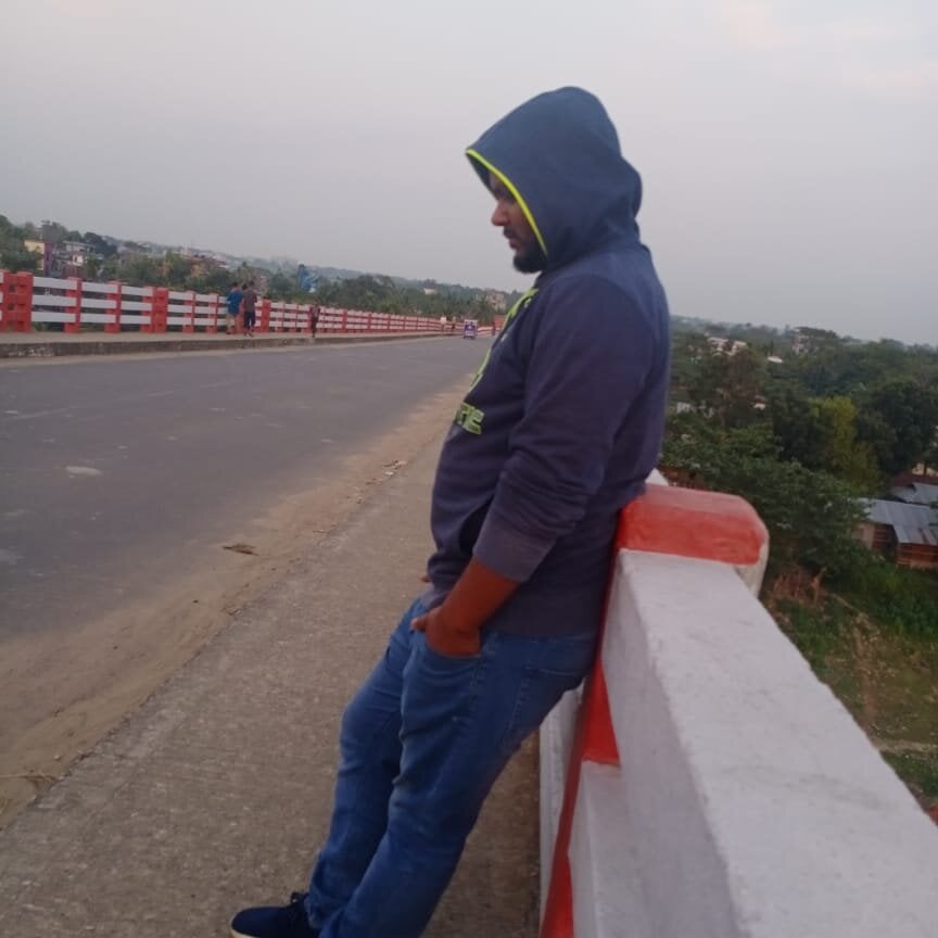 Deshiloverboy_32