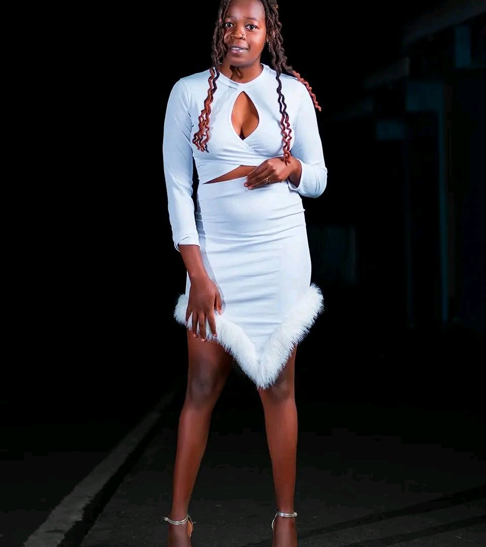 Ebony_jojo