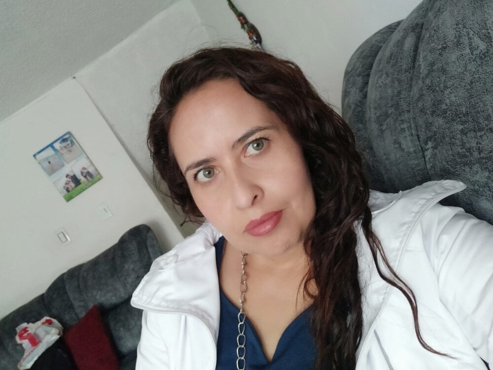 ElaineMilf