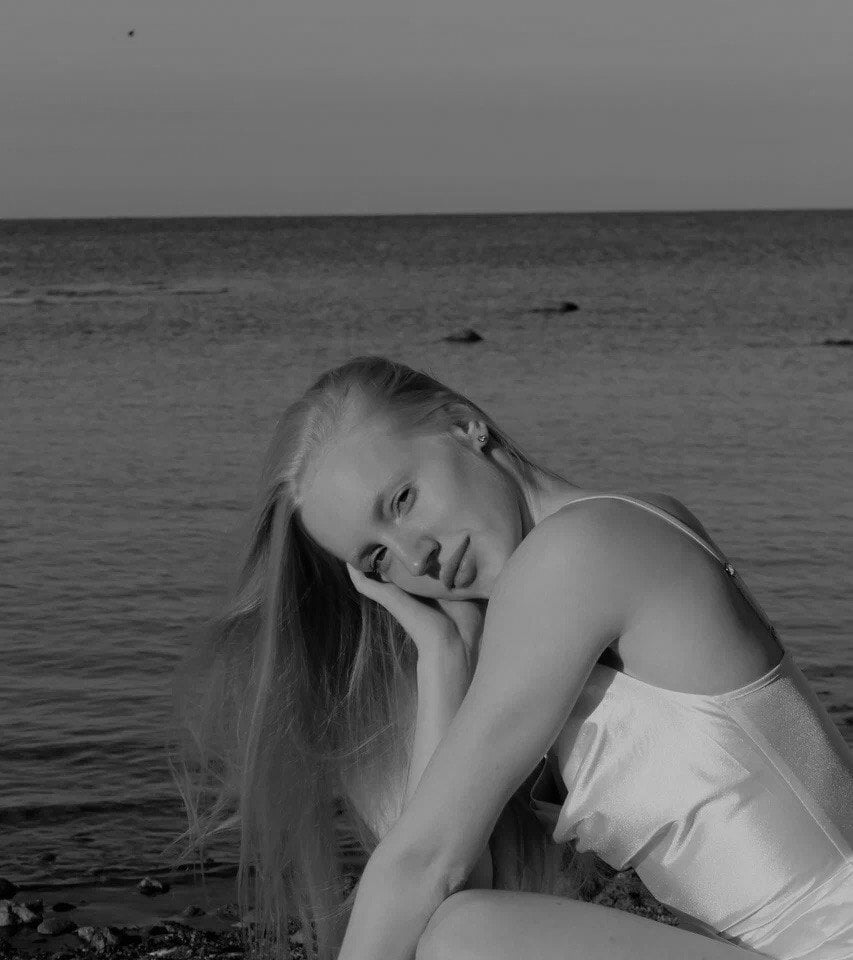 Elizabeth_Mitchel