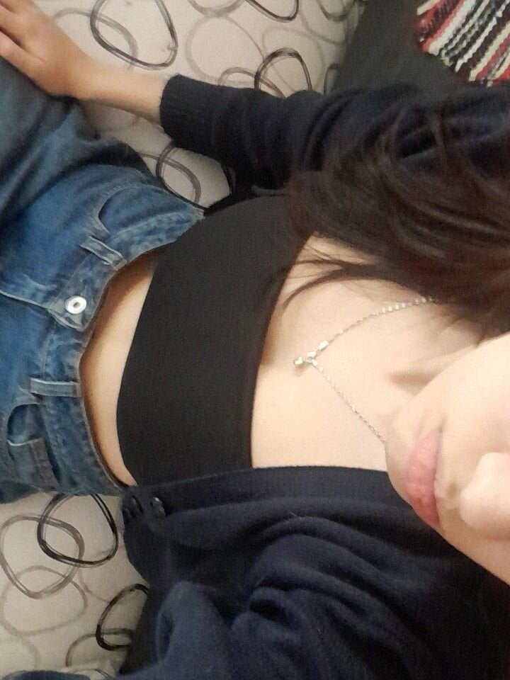 HOT_DELHIGIRL