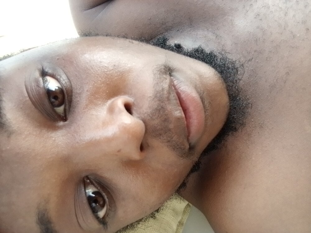 Handsomeguy442xx