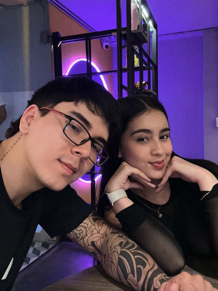 HellenAndjohnny