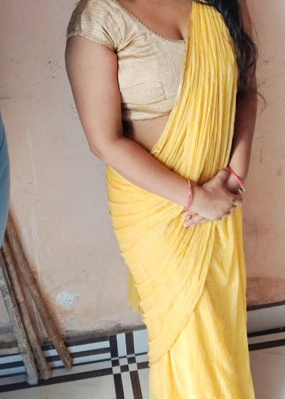Hot_Riya33A