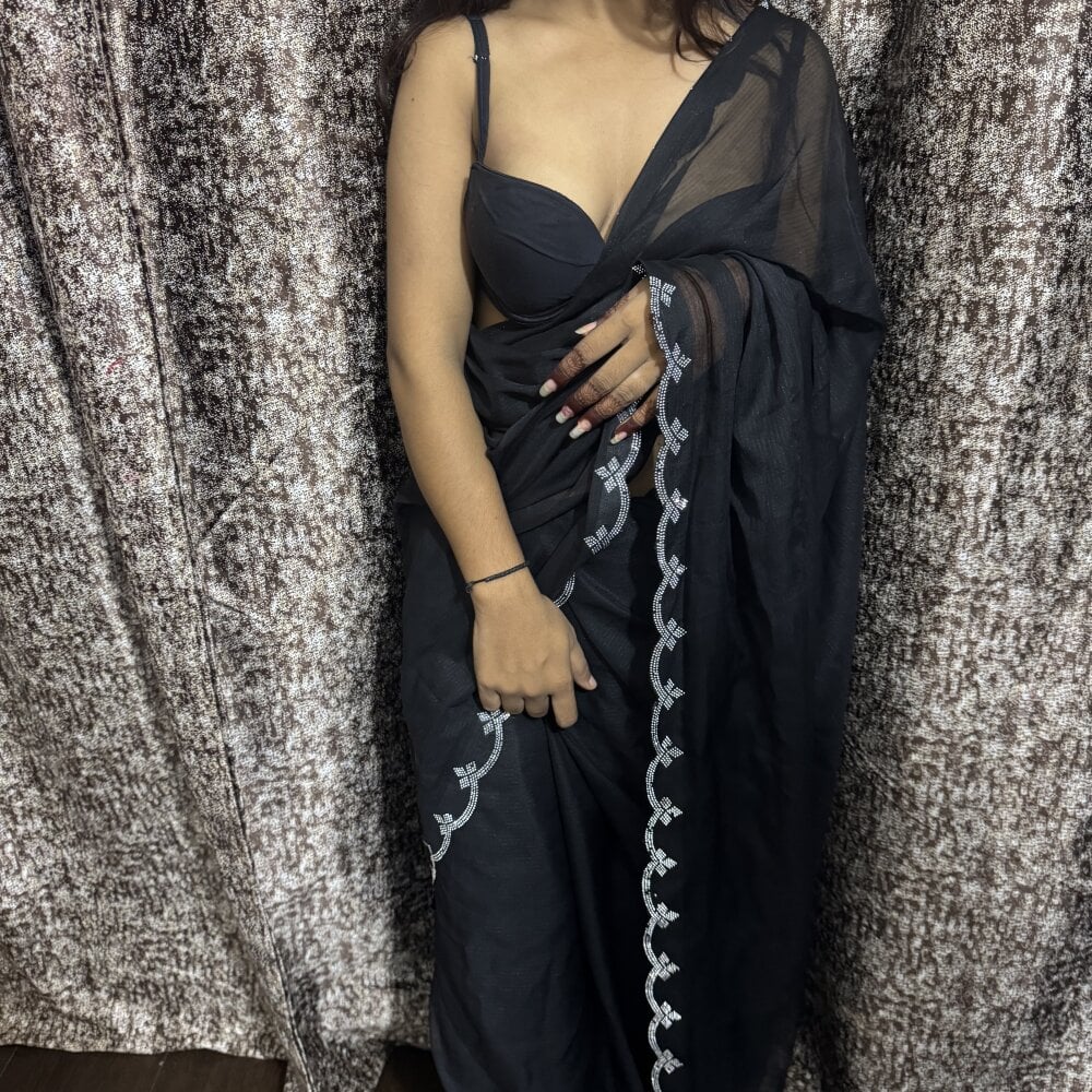 Hot_Shanayaa