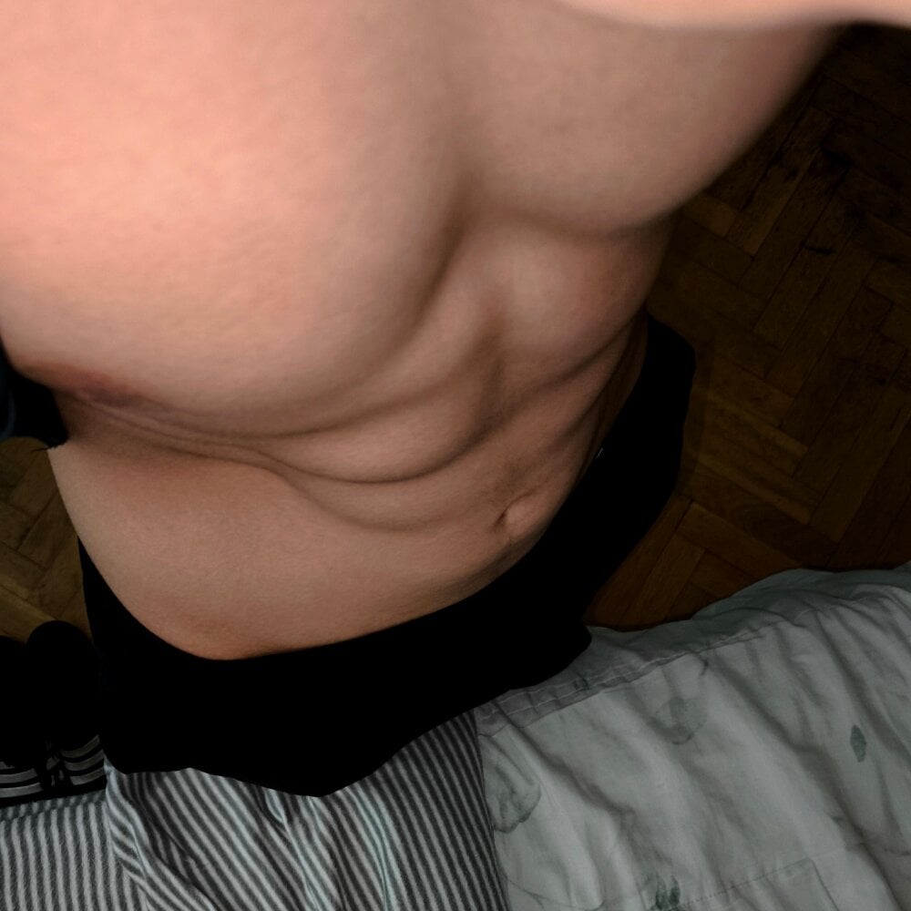 Hottlyboy02