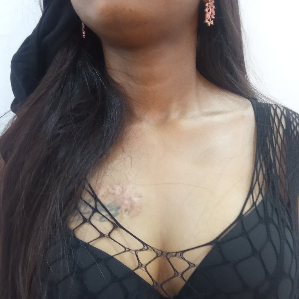 Hotty_Niya