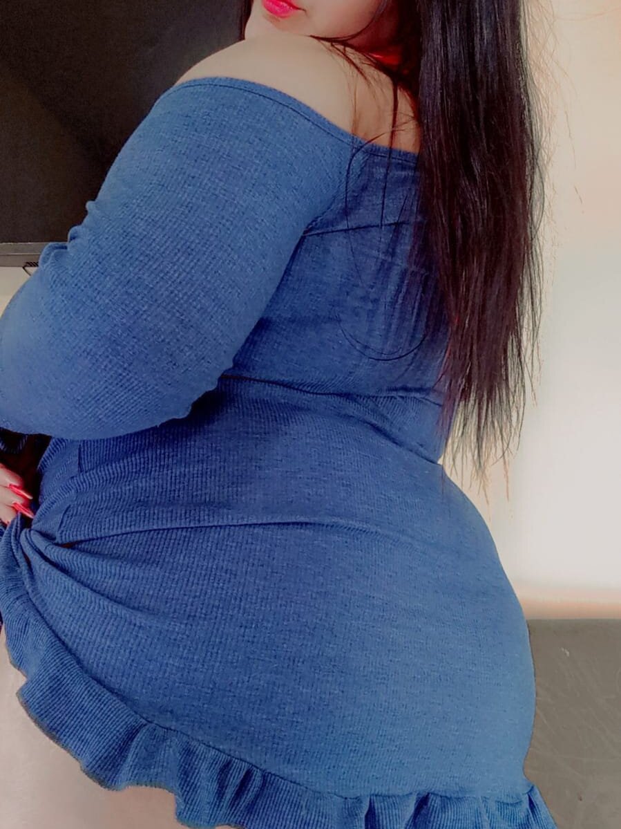 Jazmin_bigboobs_1