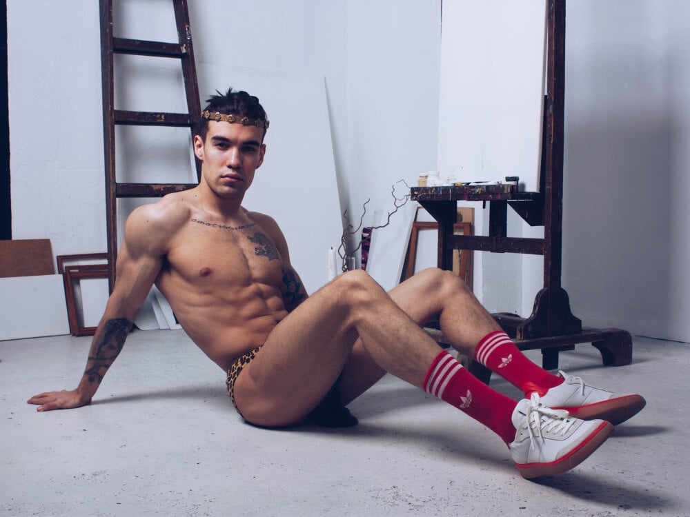 Karlos_Ripped_