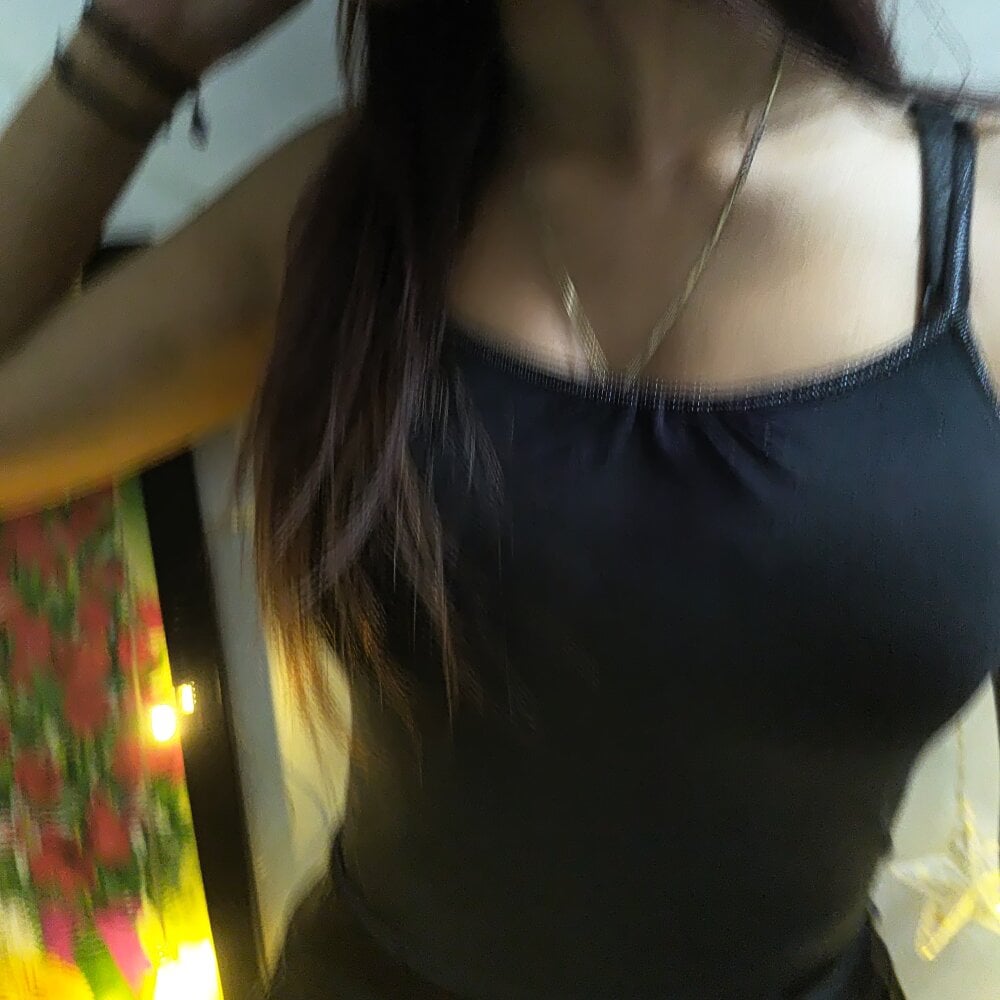 LOVE__STRIP