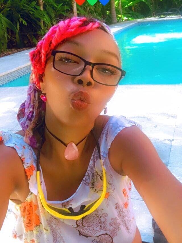 Ladyzee25