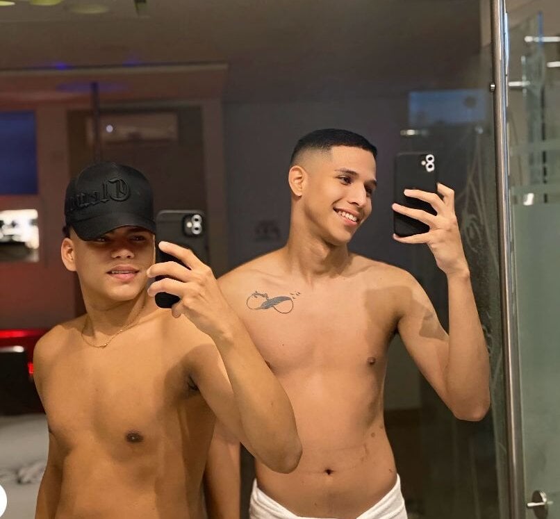 Latin_Boyss_
