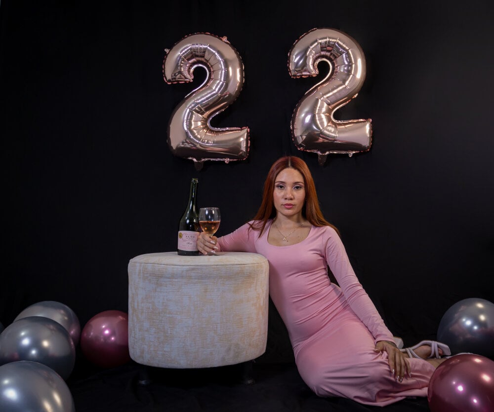 Layla_Breeze1