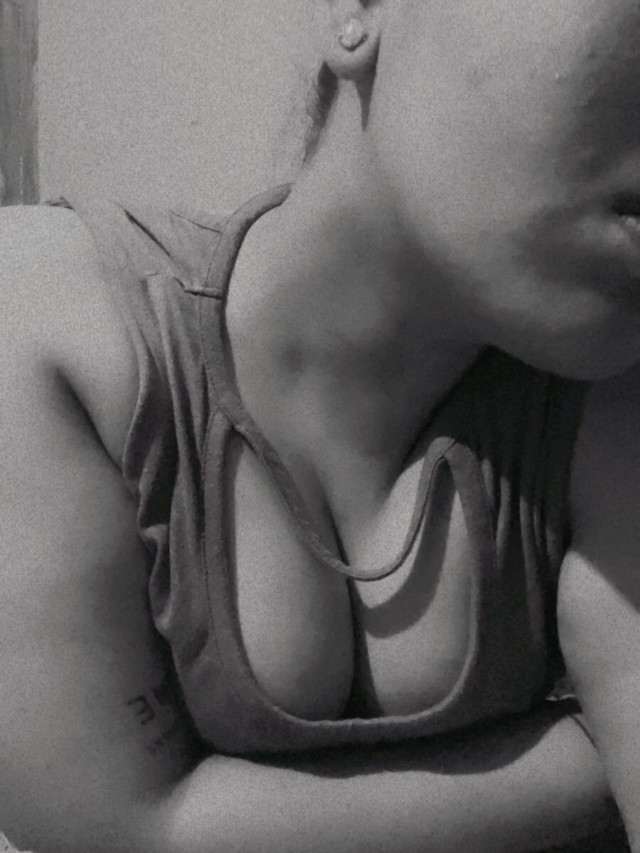 Layra_5911