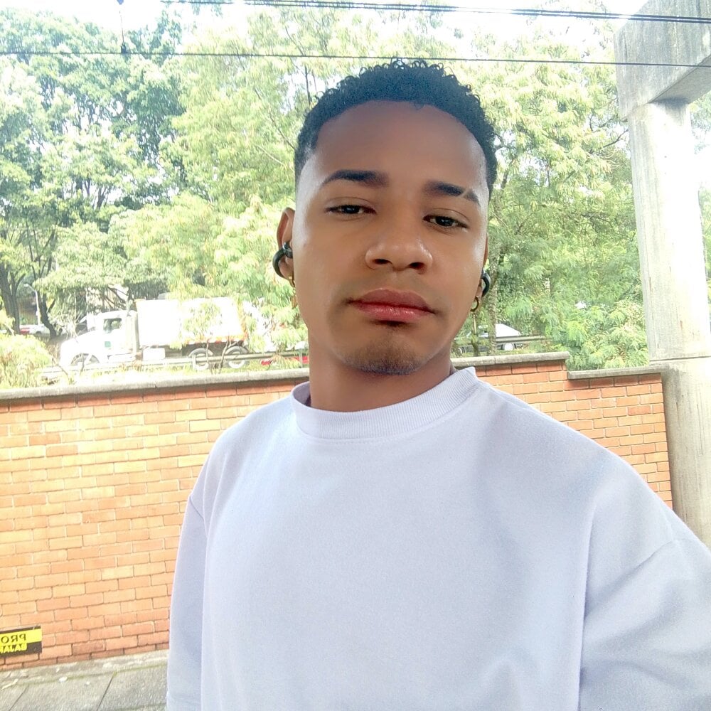 Liam_Canales