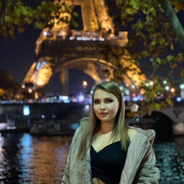 Lucky_Anna