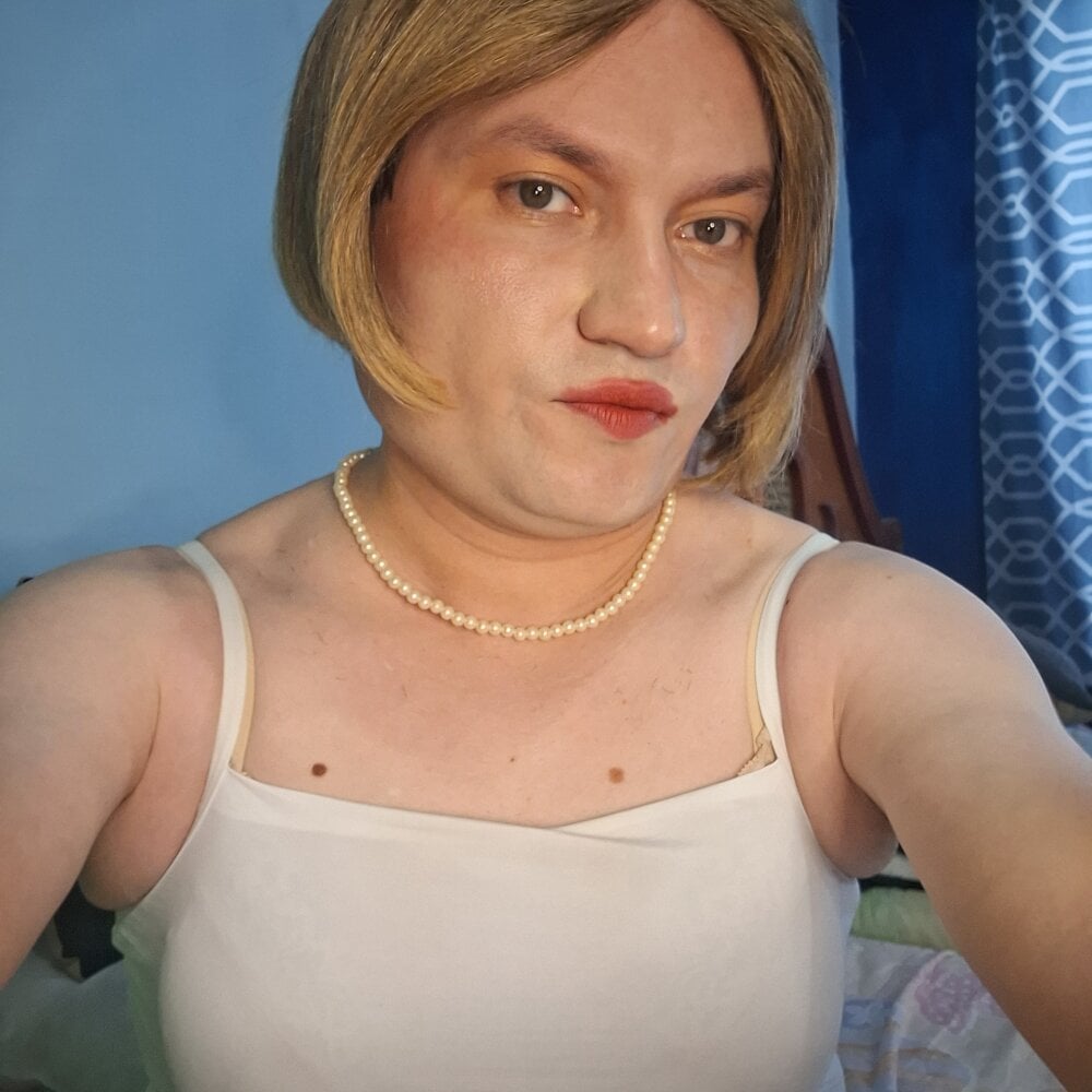 Lucy_Pixie
