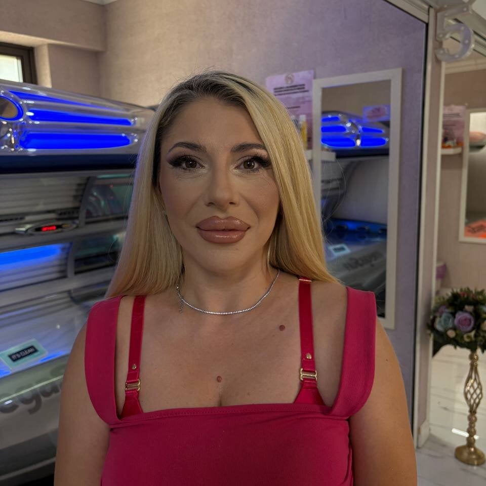 Luna_Vee
