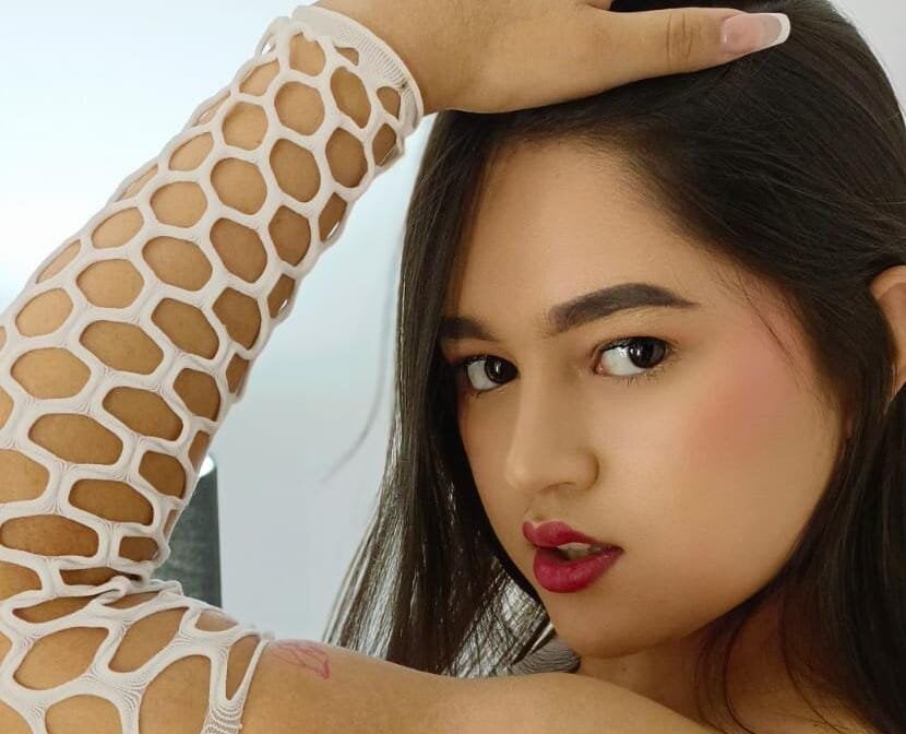 Maylin_Stone
