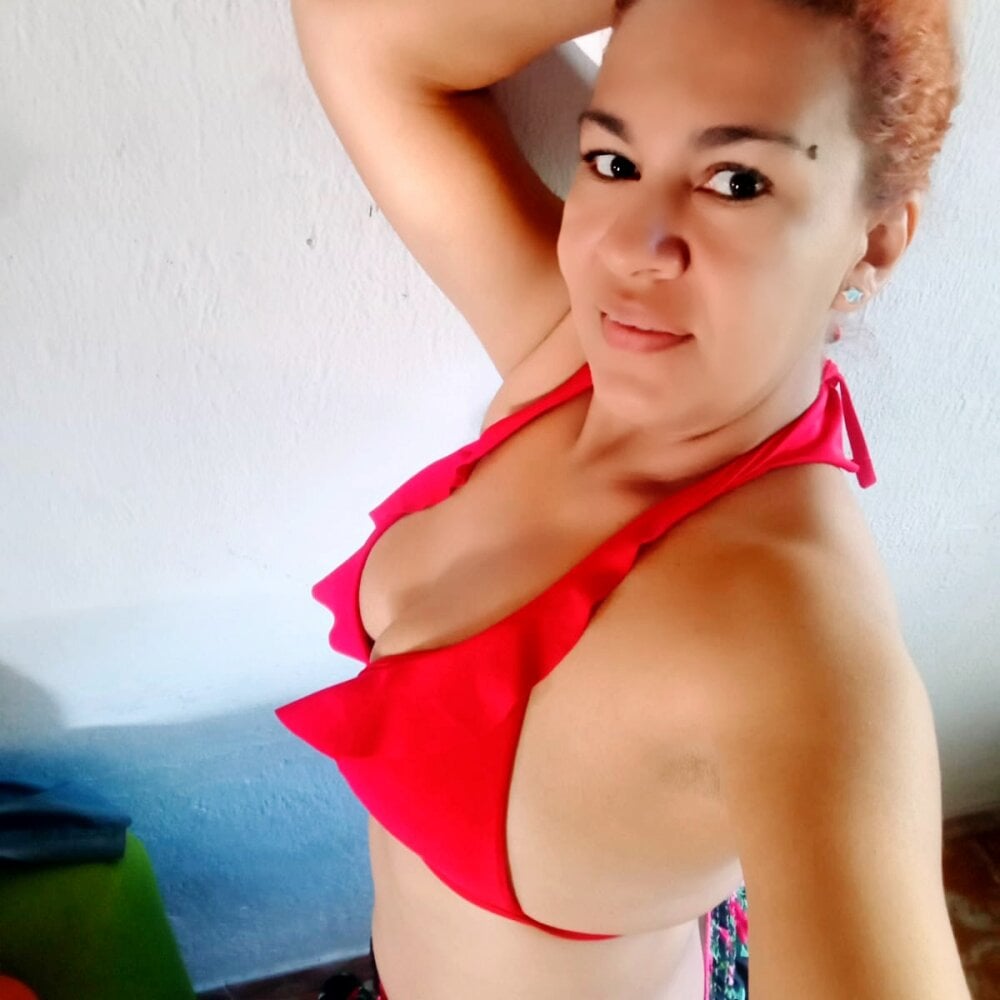 Mayya_milf