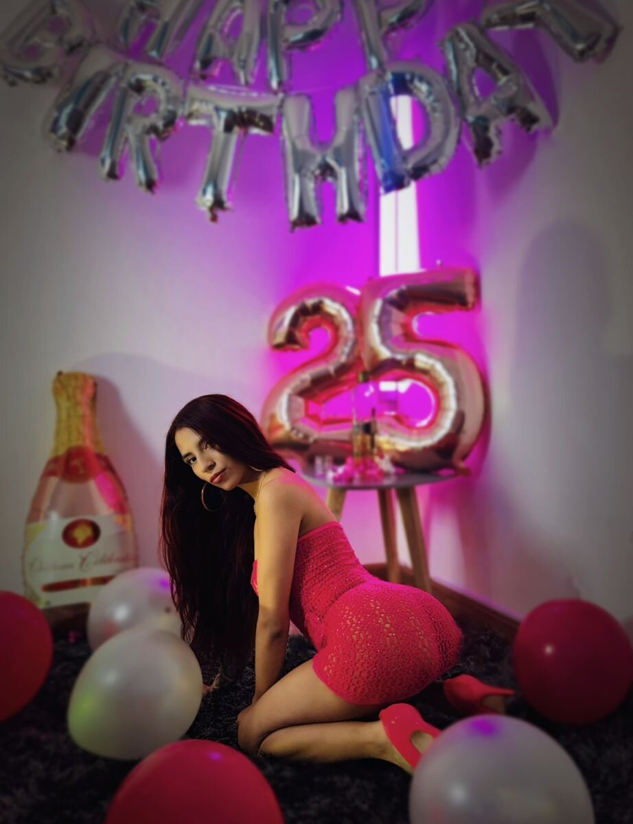 Melannyxxx_