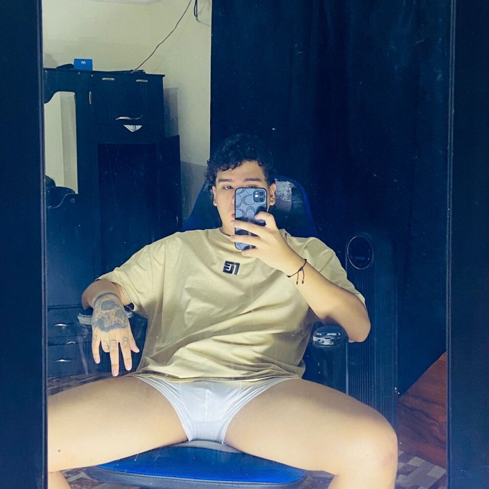 Naim_Bennetsex