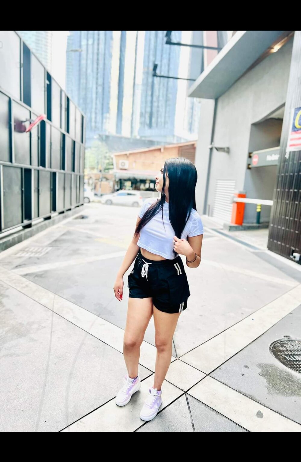 Queen_Curvyy
