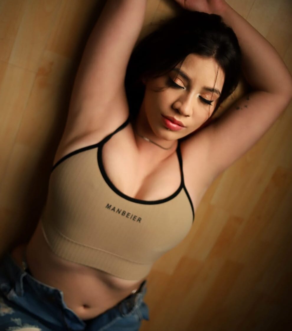 Rebeca_xs