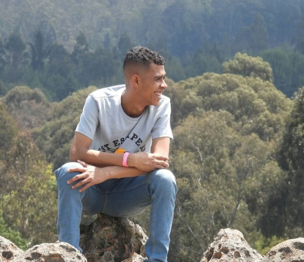 SUPERLUISKA__