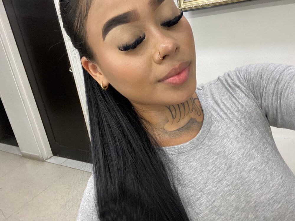 Samantha_Harvy_