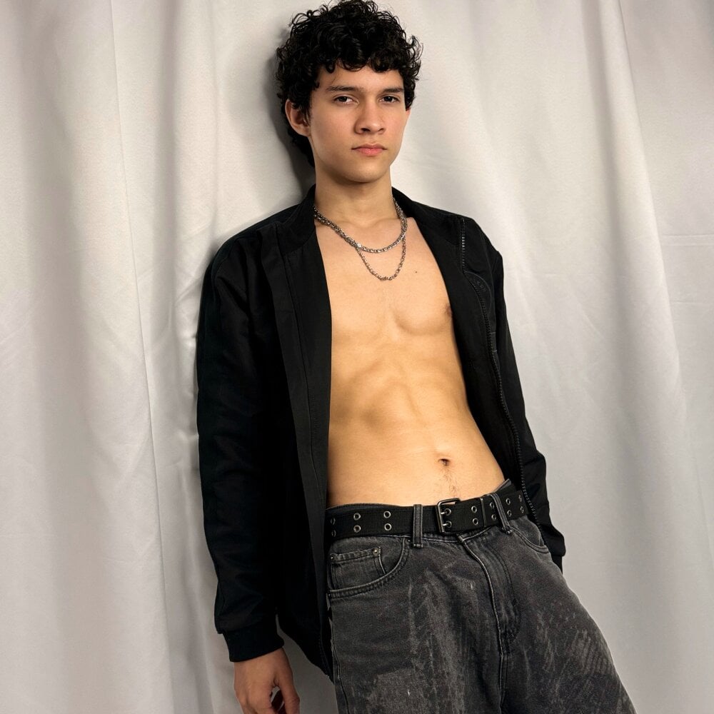 Samuel_Hills