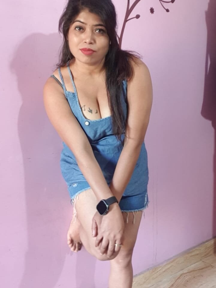 Sheela_9900