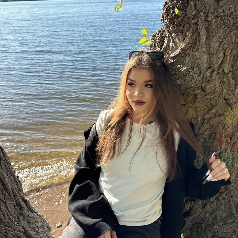 Shine_Yasmin