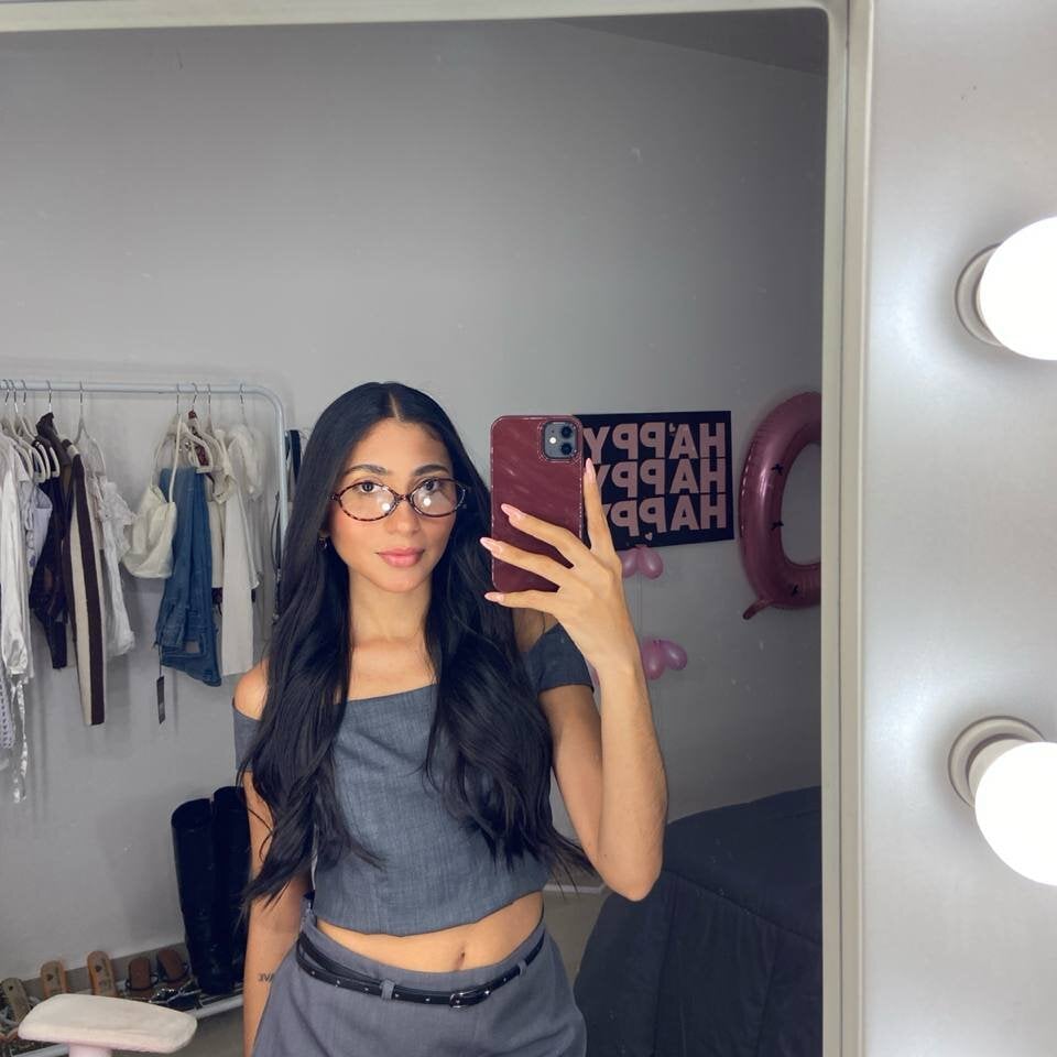 Sweetnaughtygirl_