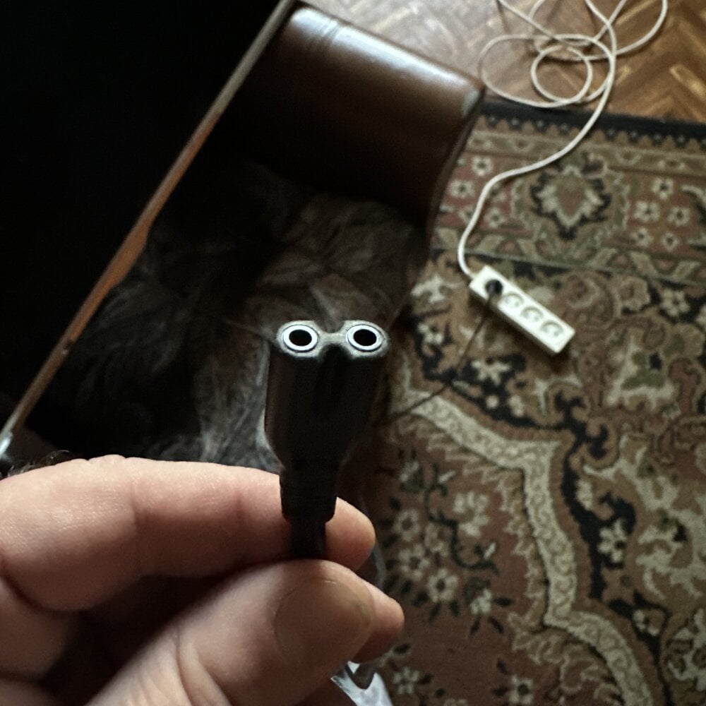 Tomkitomkii