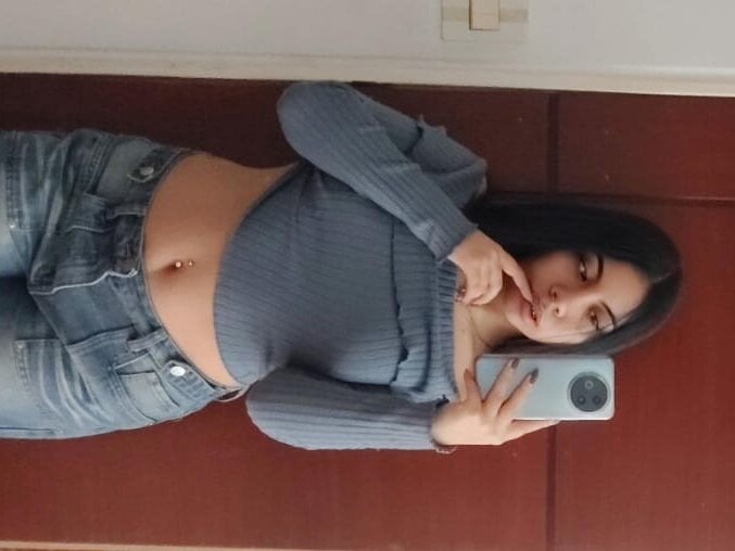 ZURY_TAY