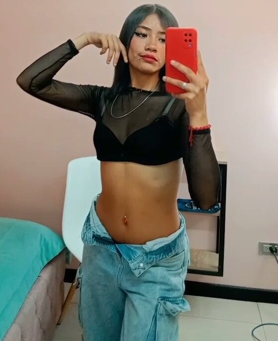 _Lexi_b