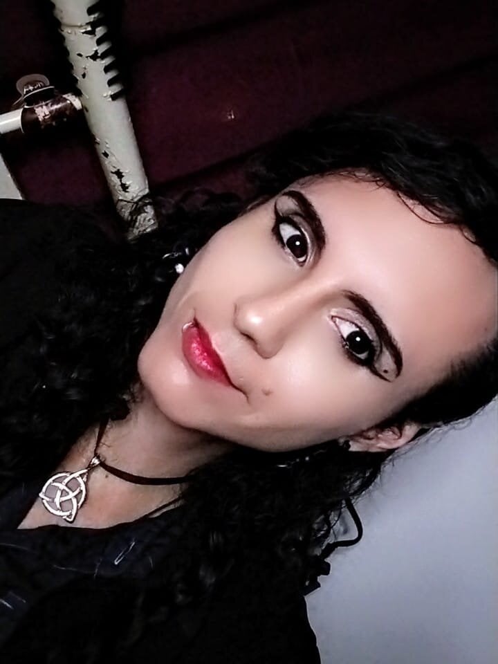 arthemisa_hot